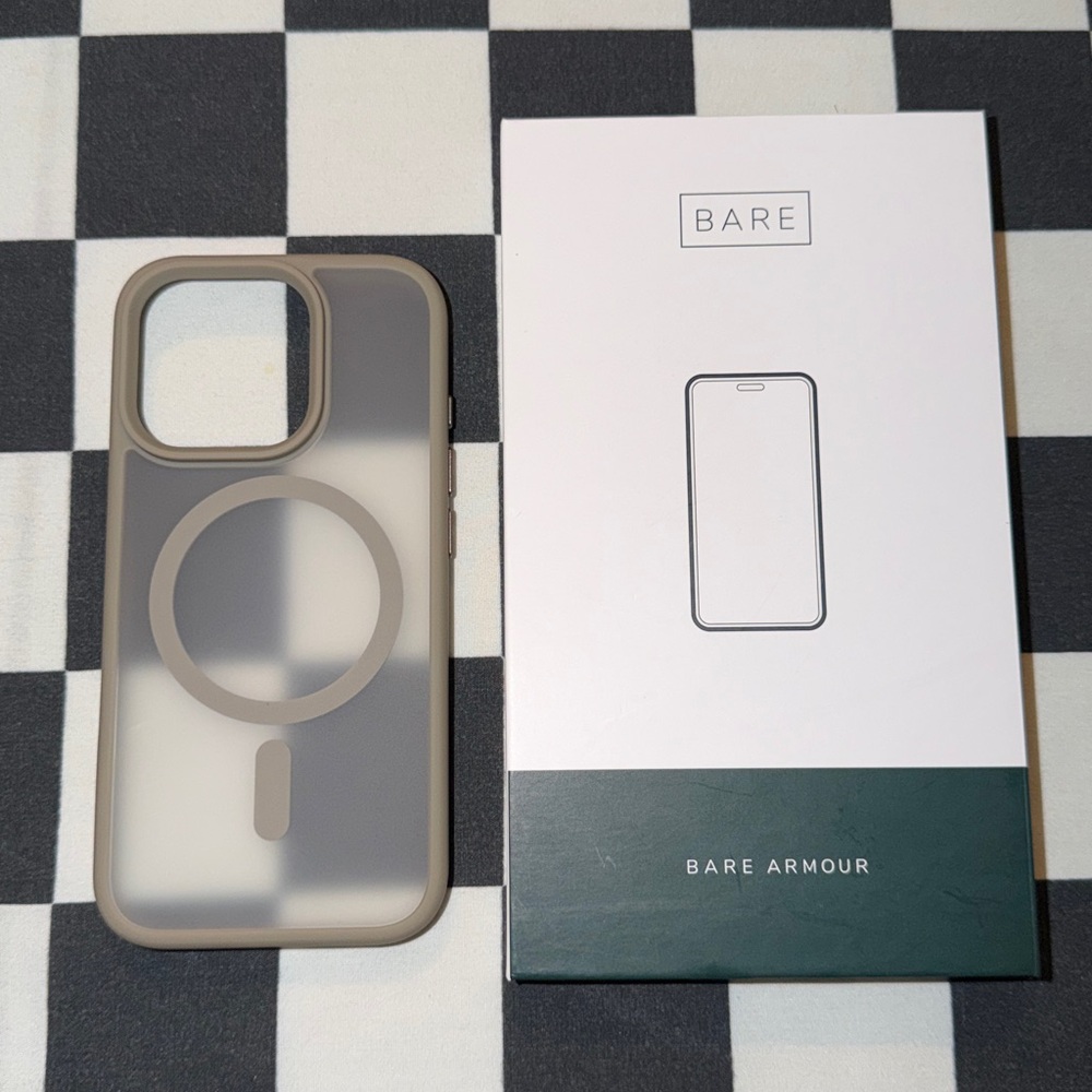 Bare Armour Silicone Case - iPhone Pro 16